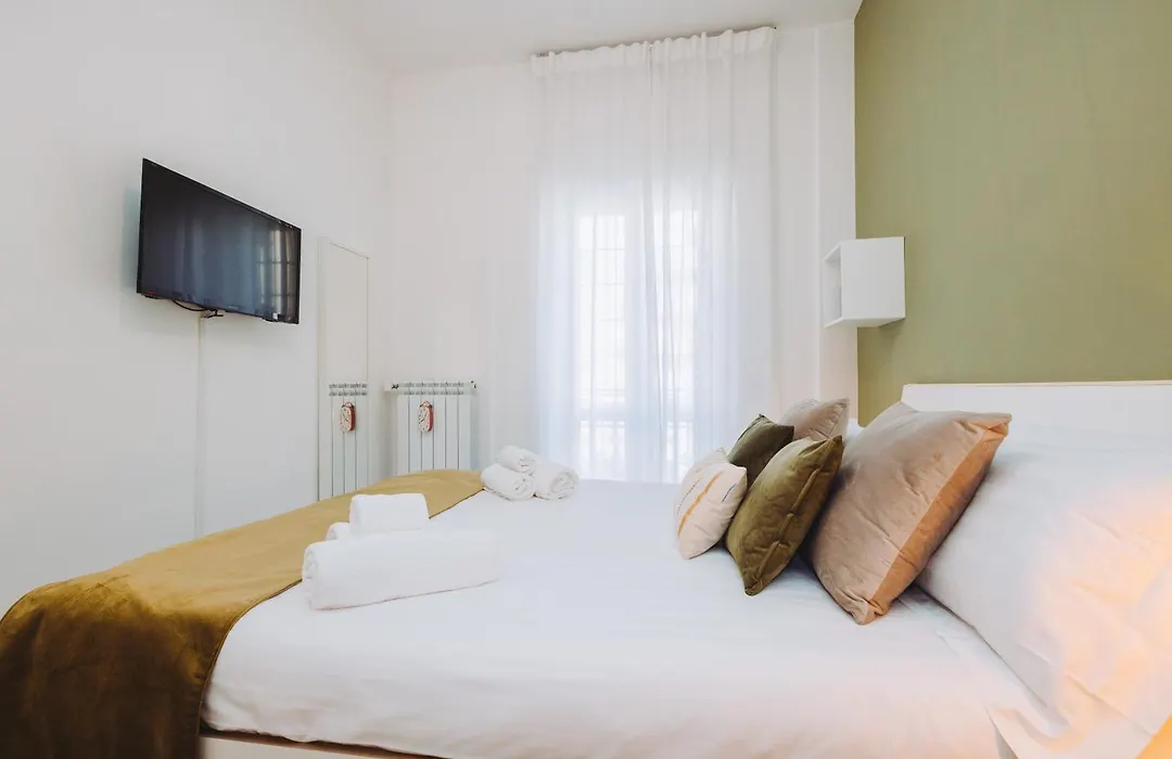 Ottoboni Apartment, 4 persone, balcone, Wi-Fi, Stazione Tiburtina-1