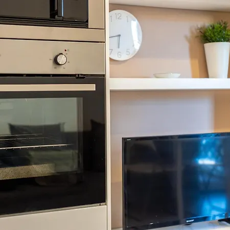 Ottoboni Apartment, 4 persone, balcone, Wi-Fi, Stazione Tiburtina-3